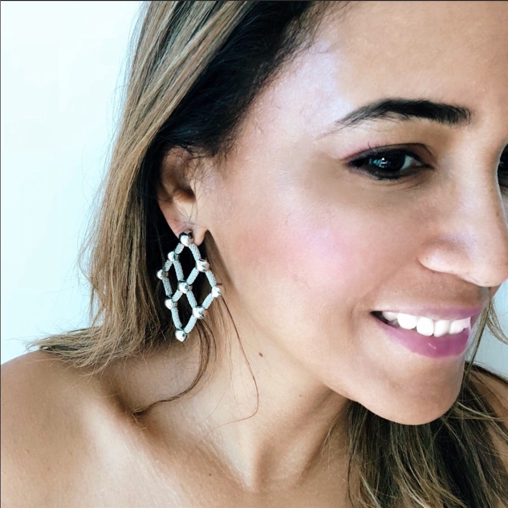 SILVER BRAIDED DROP EARRINGS (C15)